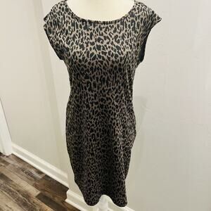 Nine West Dress Women's M Short Sleeve Above Knee Shift Leopard Knit (A0131)